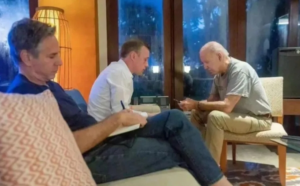 美国外交政策是如何制定的？