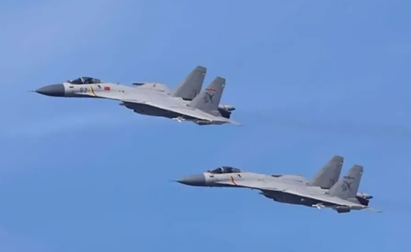 冲着日本本土，辽宁舰一路北上，接下来的事情，高市承受不起！