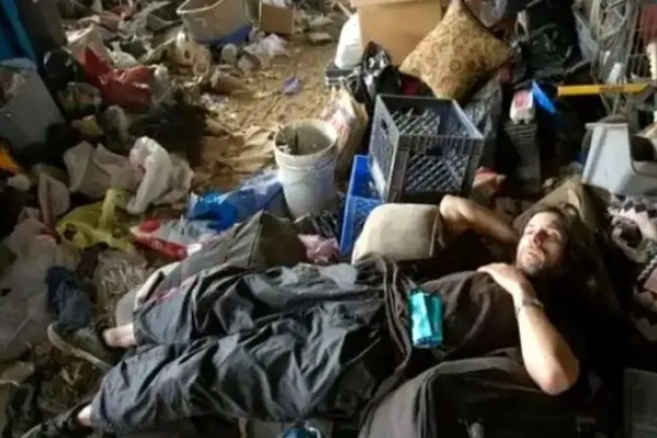 美国斩杀线：当一个国家开始“清除”它的国民！