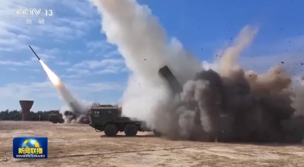 中国军演闪了美国老腰，特朗普表态释放4个重磅信号！