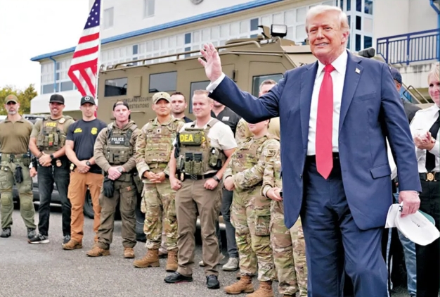 特朗普想称帝！