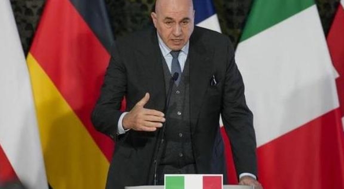 意大利站队美国！