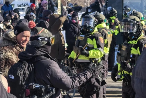 乱世先杀圣母！