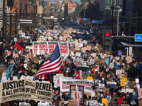 短短17天，美国地动山摇！