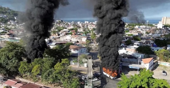 一个毒枭被击毙，为啥引爆了一个大国？