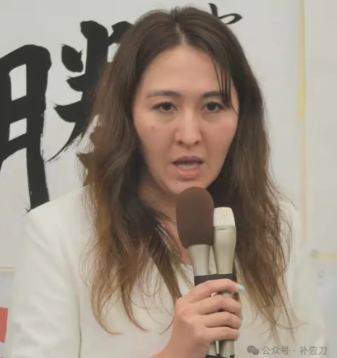 高市早苗政府，藏了个“疆毒”！