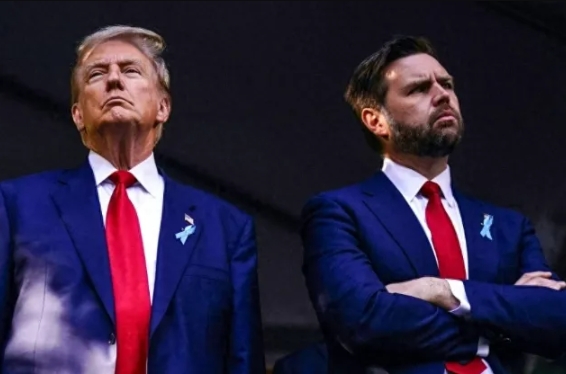 美国打伊朗，最亏的政客是万斯？