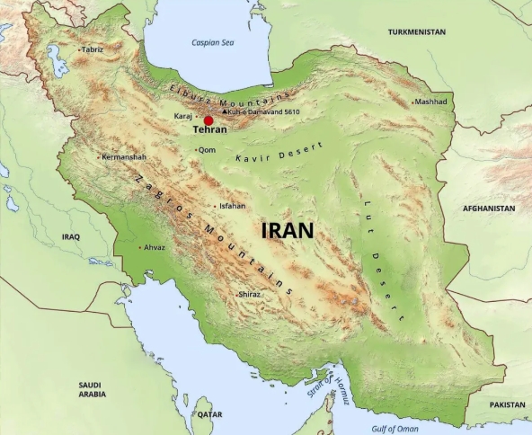 特朗普直接把伊朗十项条款扔进了垃圾桶！伊朗该准备继续战斗了！