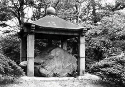 法国捅了一个洞，中国追索之路宽了！